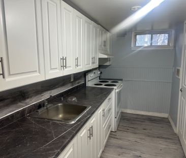 For Lease - 176 Kenneth Avenue, Kitchener, Ontario - Photo 3