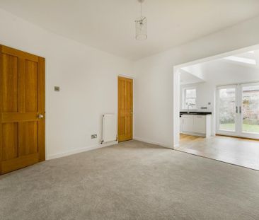 3 bedroom terraced house to rent - Photo 1