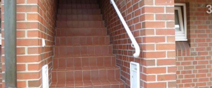 ***Singles aufgepasst*** wunderschöne Dachgeschosswohnung, 2 Balkone, Blick auf den Kanal - Photo 1