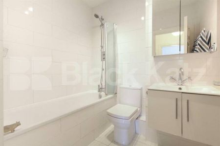 A stylish and modern studio apartment set on Southgate Road - Photo 4