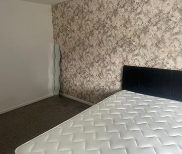 3 bedroom house on Beacon Road, Birmingham ,B43 7BN area - Photo 6