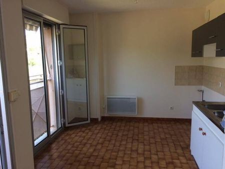 Location appartement 2 pièces 49 m² à Les Vans (07140) - Photo 2