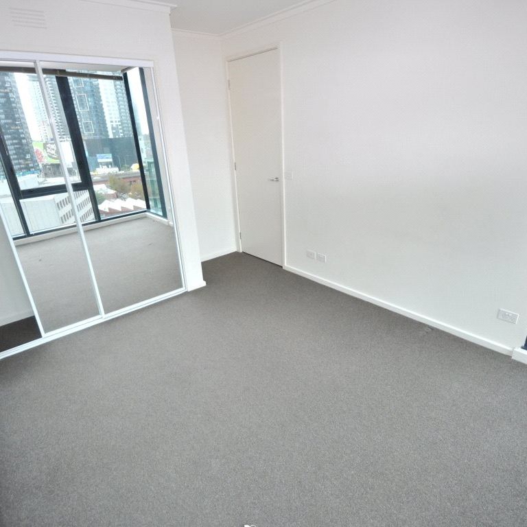 1110/180 City Road - Photo 1