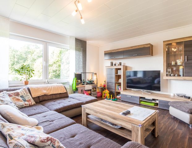 Großzügige 3-Zimmerwohnung in ruhiger Lage von Leopoldshöhe Asemissen - Photo 1