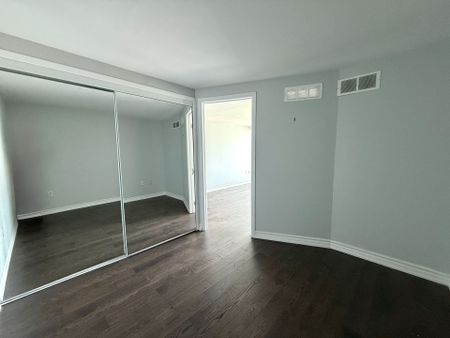 For Lease - 11 Brunel Court Unit# 2805, Toronto, Ontario - Photo 2