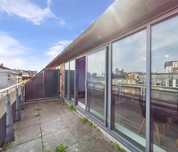 3 bedroom apartment to rent - Photo 3