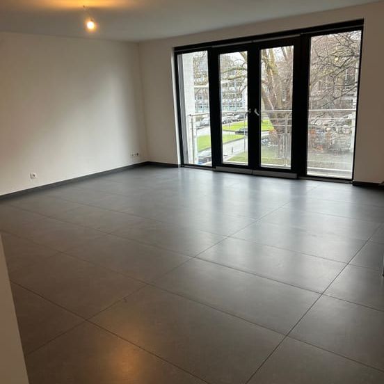 Appartement te huur - Photo 1