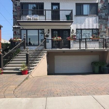 LaSalle Superbe 5 1/2 haut de duplex à louer - Chauffage électrique inclus - Disponible maintenant - Photo 4