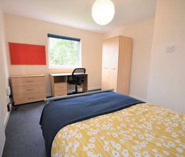 18, Clarke Street, Broomhall, Sheffield, S10 2BS - Photo 2