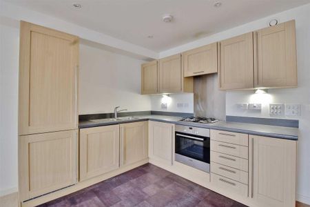 1 bedroom apartment to rent - Photo 3