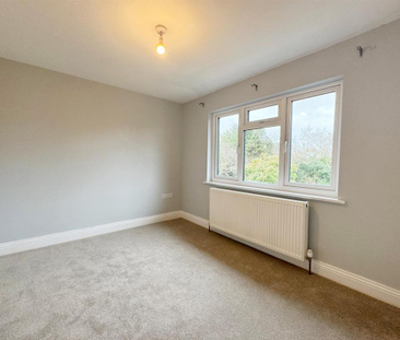 4 bedroom detached house to rent - Photo 5