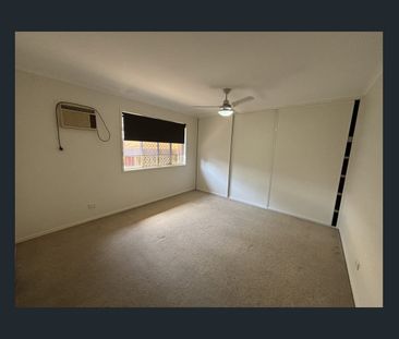 Lots of Living Space! - Photo 5