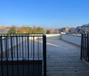 Volledig gerenoveerd appartement met 2 slpks en prachtig terras (V2... - Foto 4