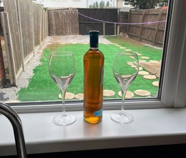 4 bedroom terraced house to rent - Photo 4