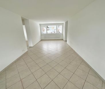 3.5 room apartment with balcony and elevator - Photo 4
