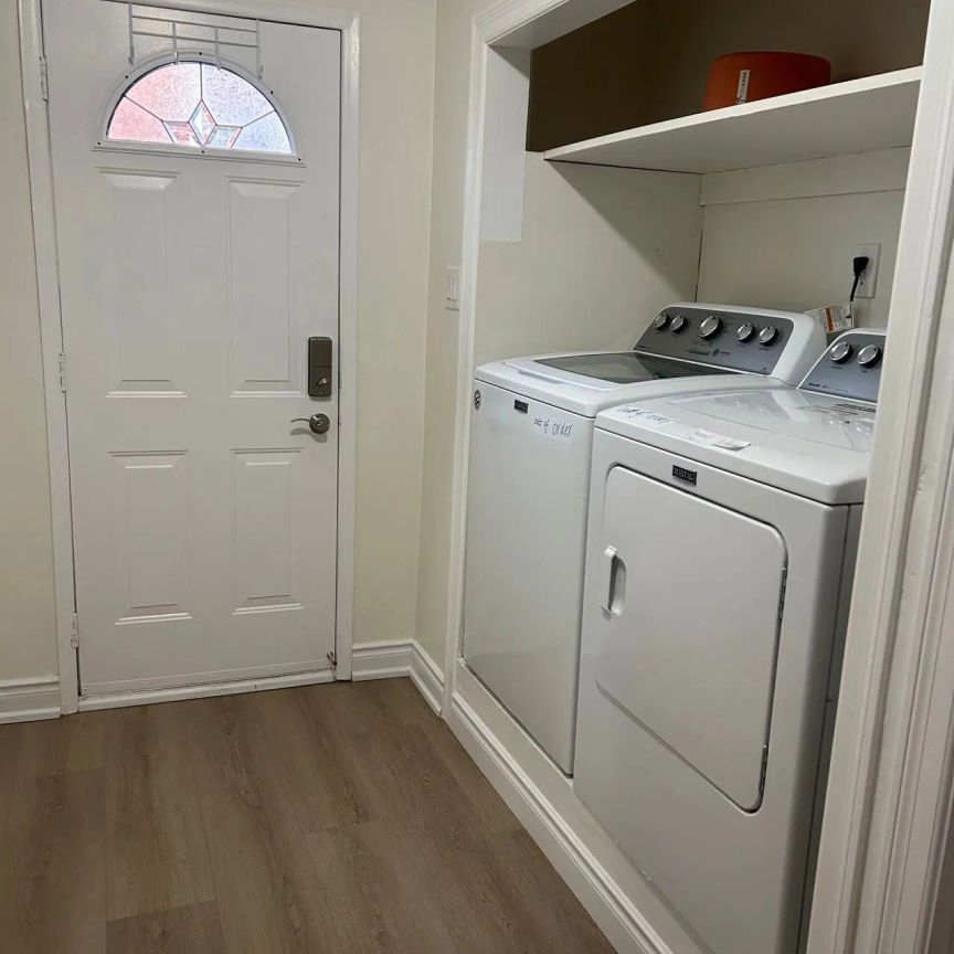 Detached Home For Lease | W9239330 - Photo 1