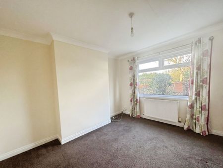 Highmoor Lane, Cleckheaton, BD19 - Photo 2