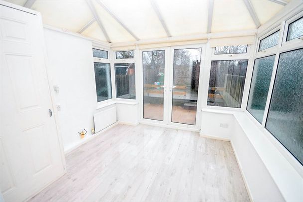 2 bed house to rent in Bramhope Green, Low Fell, NE9 - Photo 1