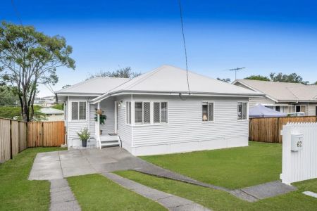 62 Willard Street, Carina Heights. - Photo 3