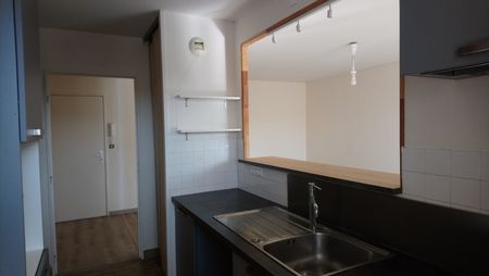 Location Appartement 3 pièces 63m² ORLEANS 45000 - Photo 5