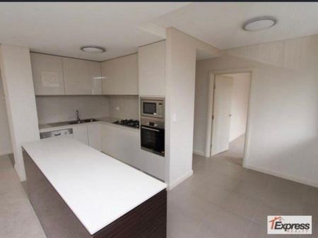 Bondi Junction - Photo 4