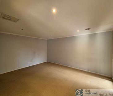 17 Rosling Lane, 3175, Dandenong Vic - Photo 1