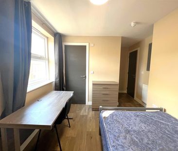 Stokes Croft, St Pauls, Bristol - Photo 6