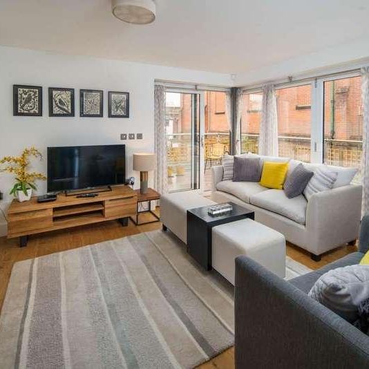 The Grove, Cowes, PO31 - Photo 1