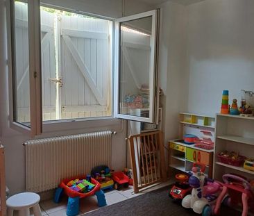 Location Maison 5 pièces 98m² ST PIERRE DU MONT 40280 - Photo 4