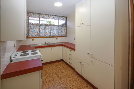 2/612 Old Cleveland Road, 4152, Camp Hill Qld - Photo 2