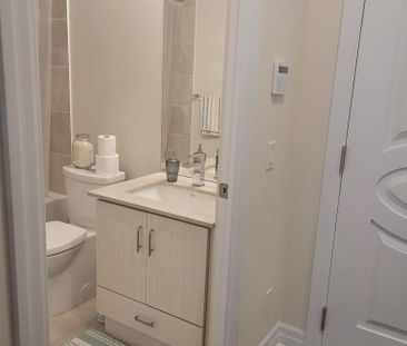 For Lease - 9085 Jane Street Unit# 421, Vaughan, Ontario - Photo 6