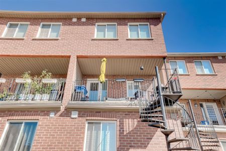 For Lease - 202 Whiltshire Avenue, Toronto, Ontario - Photo 5