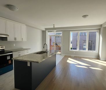 For Lease - 14 Freeman Williams Street, Markham, Ontario - Photo 6