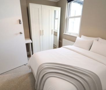 Room in a Shared House, Cumberland Road, W3 - Photo 3