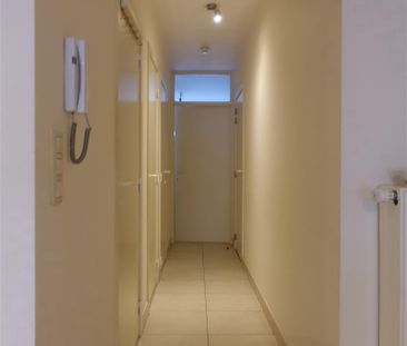 Instapklaar gelijkvloers appartement met garagebox te huur in Gent - Photo 3