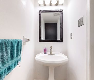 For Lease - 1050 Bristol Road Unit# 32, Mississauga, Ontario - Photo 4