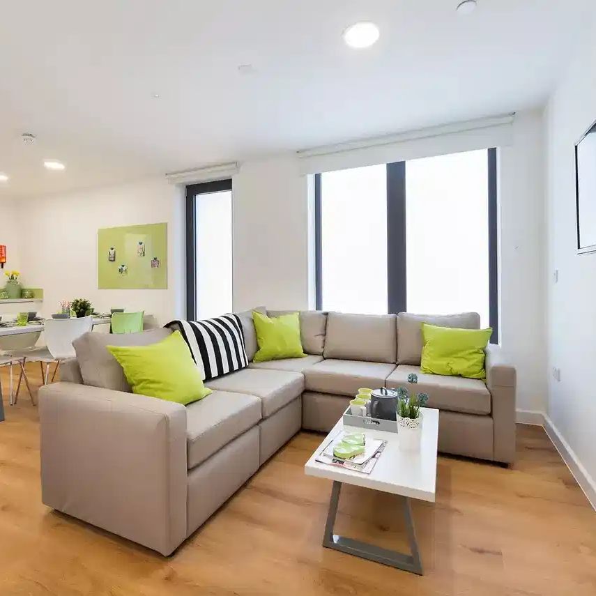 2 Bed Apartment - Photo 1