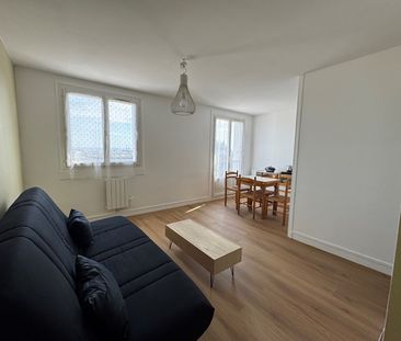 Location Appartement 1 pièce 24m² - Photo 2