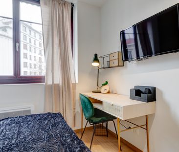 LACASSAGNE Roommate 4 Bedrooms at Lyon 3e - Photo 4