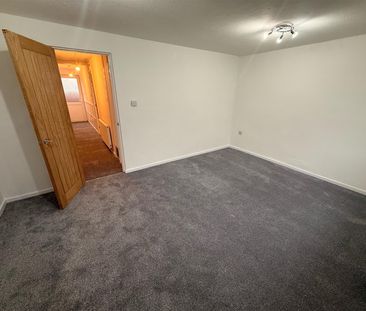 Mount Avenue, Bebington - Photo 3