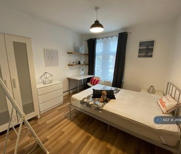 1 bedroom in a house share to rent - Photo 5