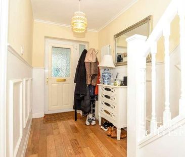 Loft, Eastcote Avenue, Greenford, UB6 - Photo 4