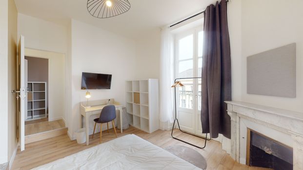 CHATEAUDUN Roommate 4 Bedrooms at Clermont Ferrand - Photo 1