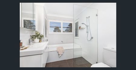 **First Open for Inspection, 1.20-1.40pm, Saturday, 06/12/25** Prestigious Executive Home in Family Friendly Enclave - Photo 2