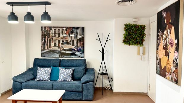 Apartamento de alquiler en Carrer Armada Espanyola, Playa de Gandia - Photo 1