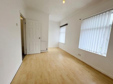 2 bedroom terraced house to rent - Photo 3