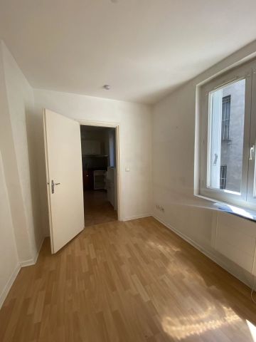 Location Appartement 2 pièces 26m² GRENOBLE 38000 - Photo 3