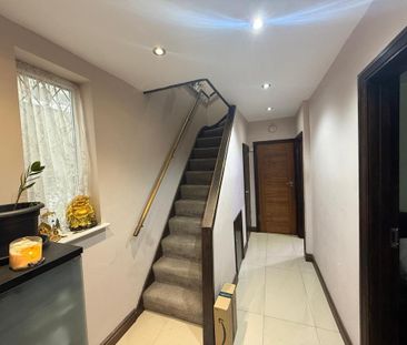 4 bedroom semi-detached house to rent - Photo 5