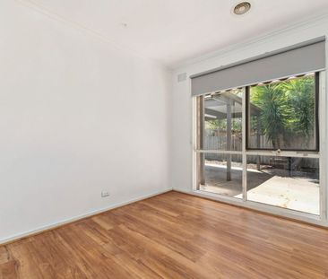 Spacious & Well-Located 3-Bedroom Home in Prime Cranbourne North Lo... - Photo 5