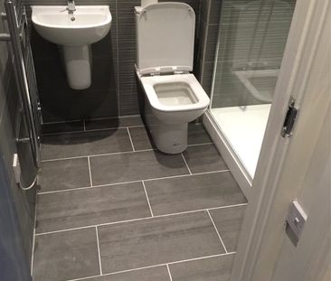 61 Newsome Road, Huddersfield, HD4 - Photo 5